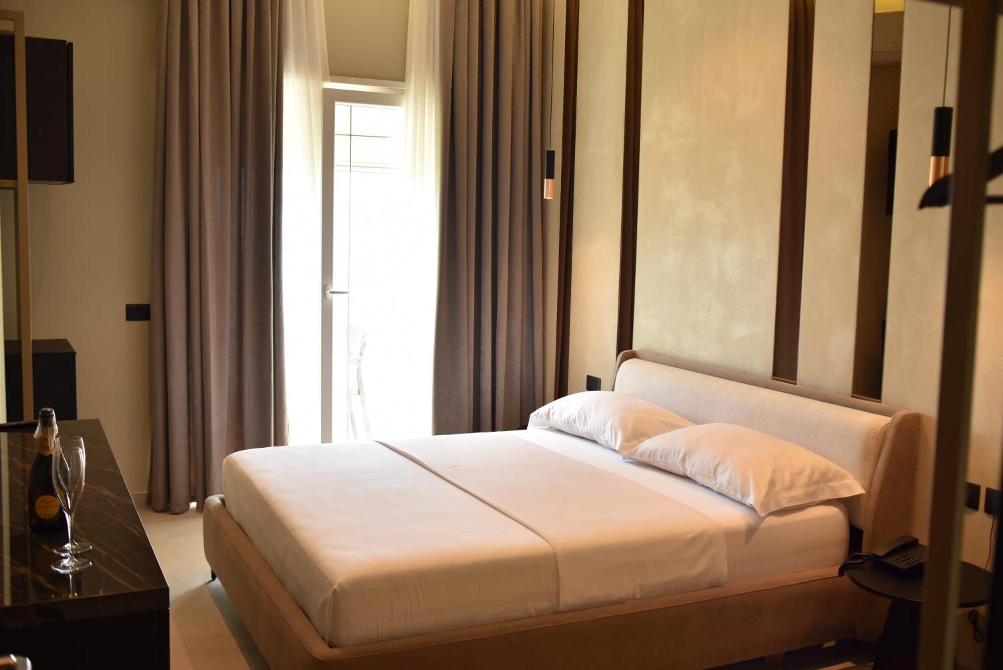 Nuna Hotel Radhimë Rom bilde